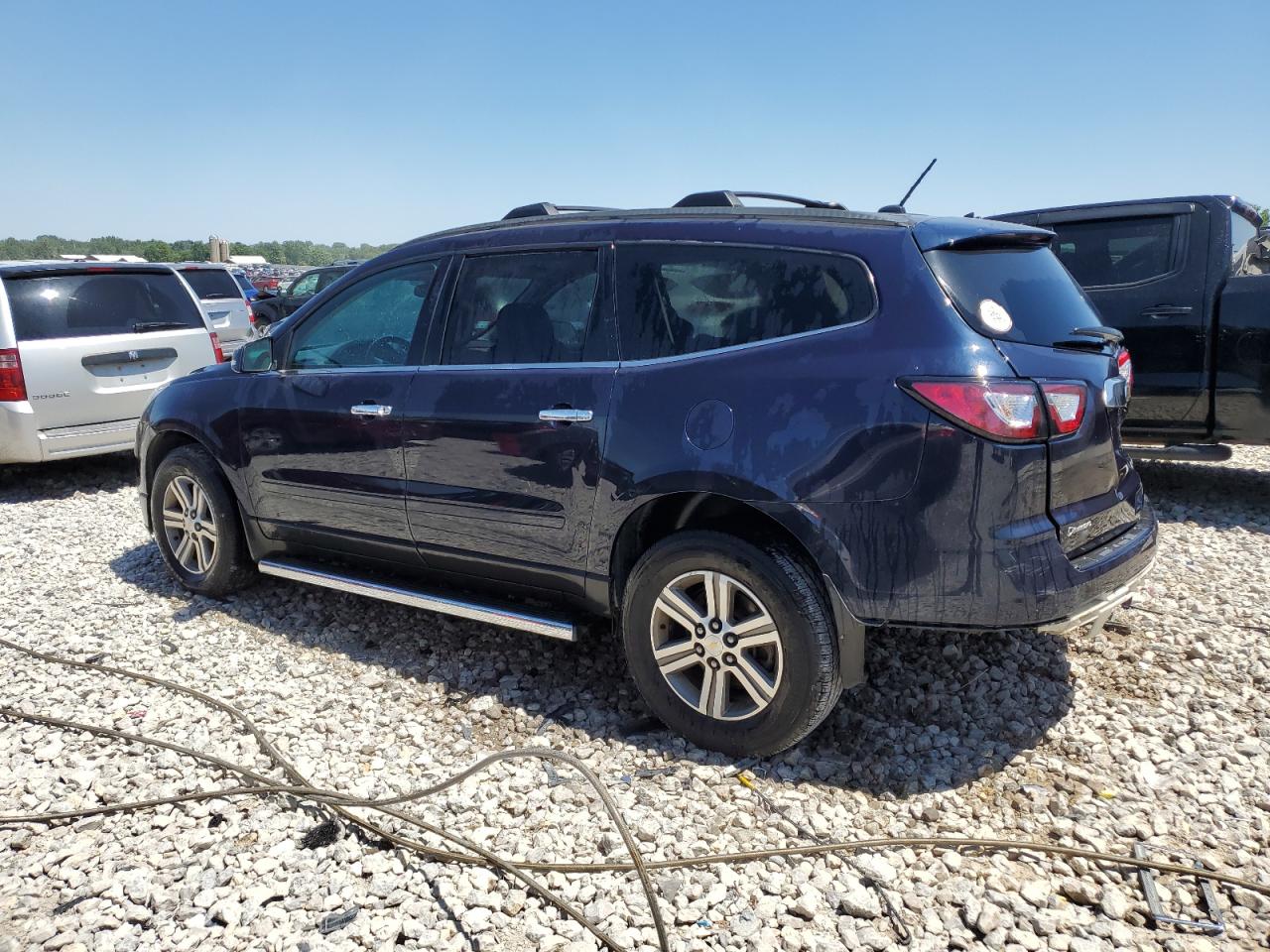 1GNKRHKDXFJ377135 2015 Chevrolet Traverse Lt