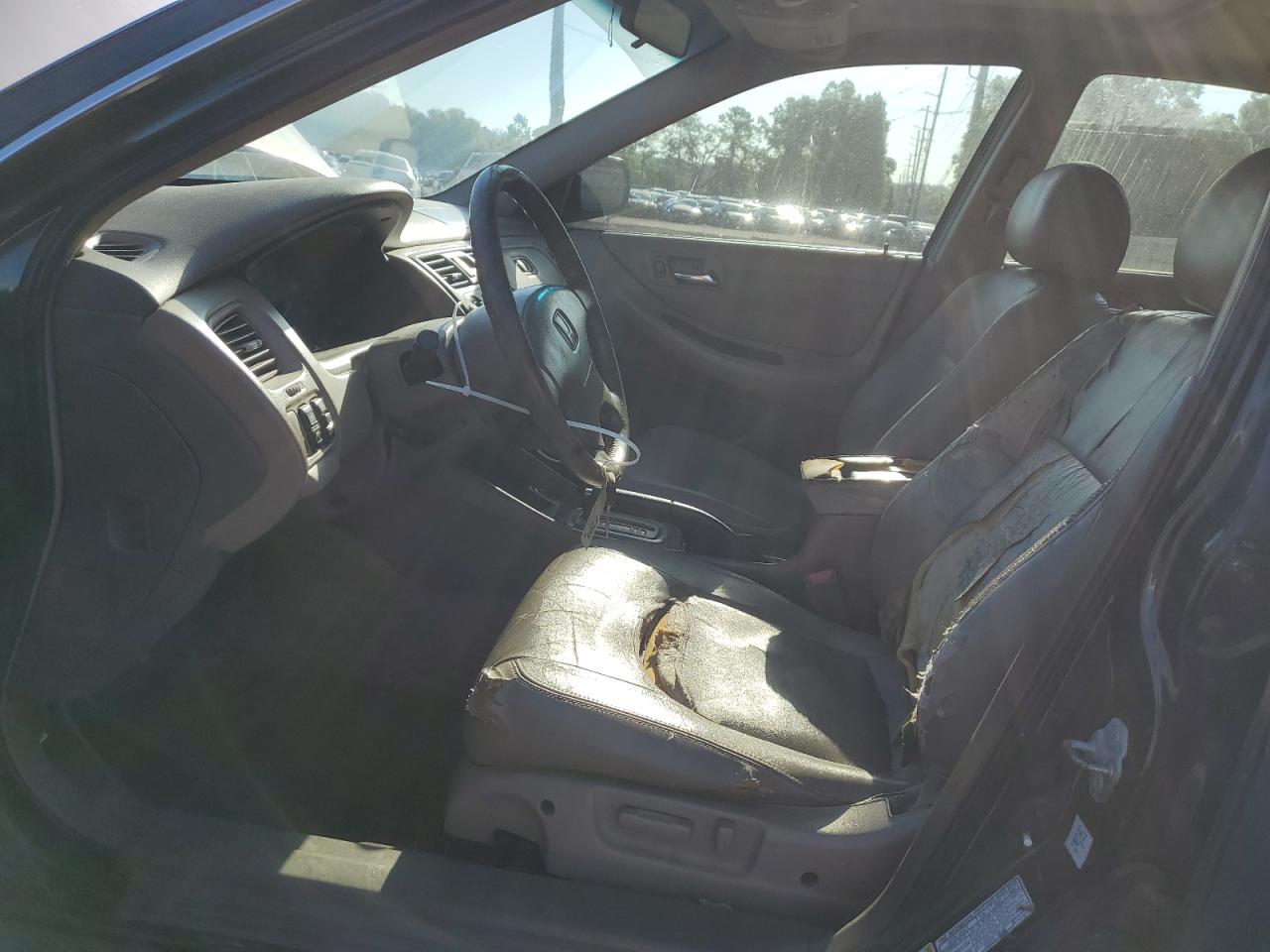 1HGCG16521A050722 2001 Honda Accord Ex