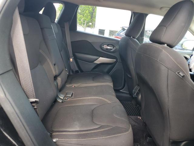 2017 Jeep Cherokee Latitude VIN: 1C4PJMCS3HW655570 Lot: 53823654