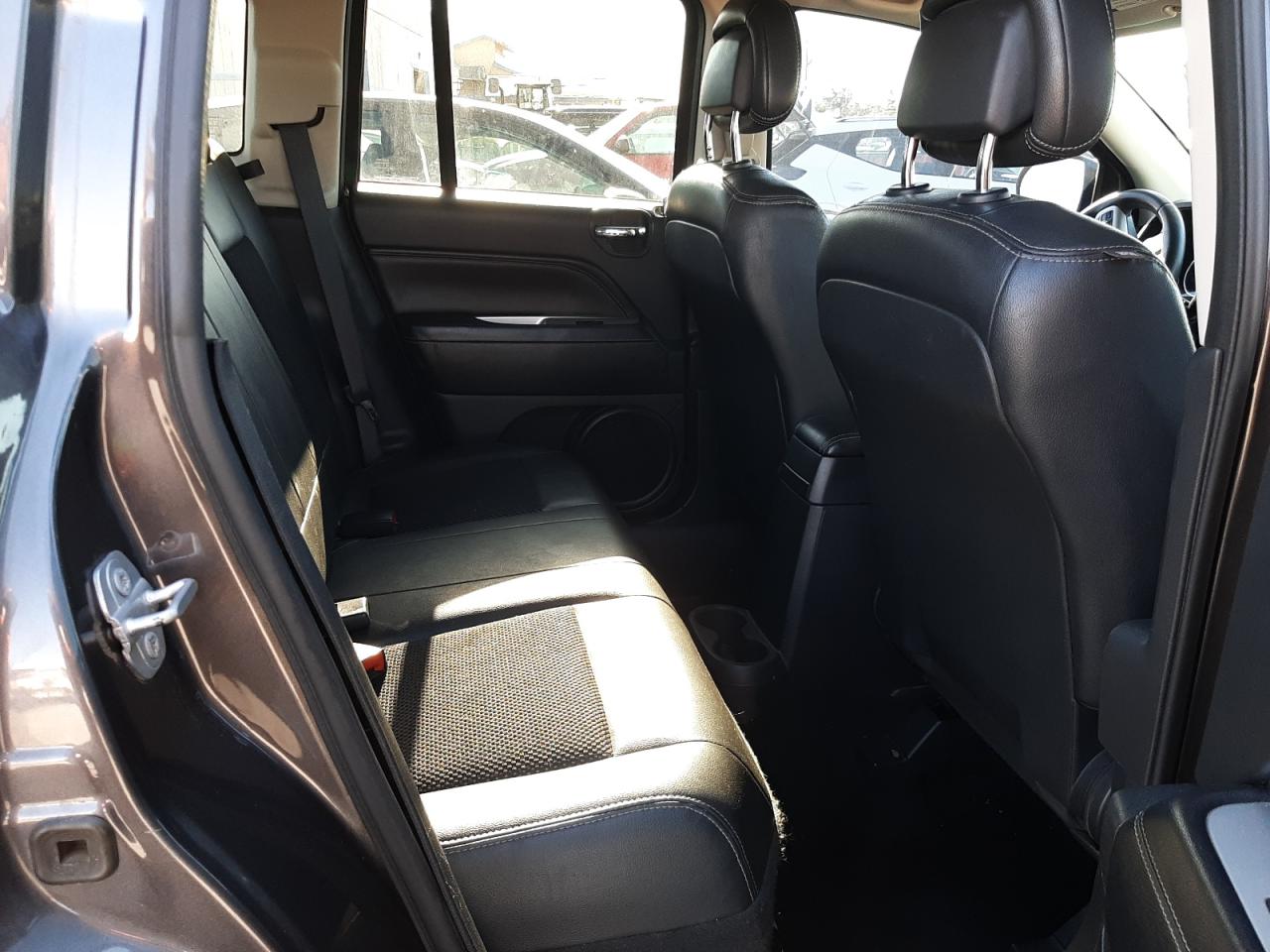 1C4NJCEA5GD615233 2016 Jeep Compass Latitude