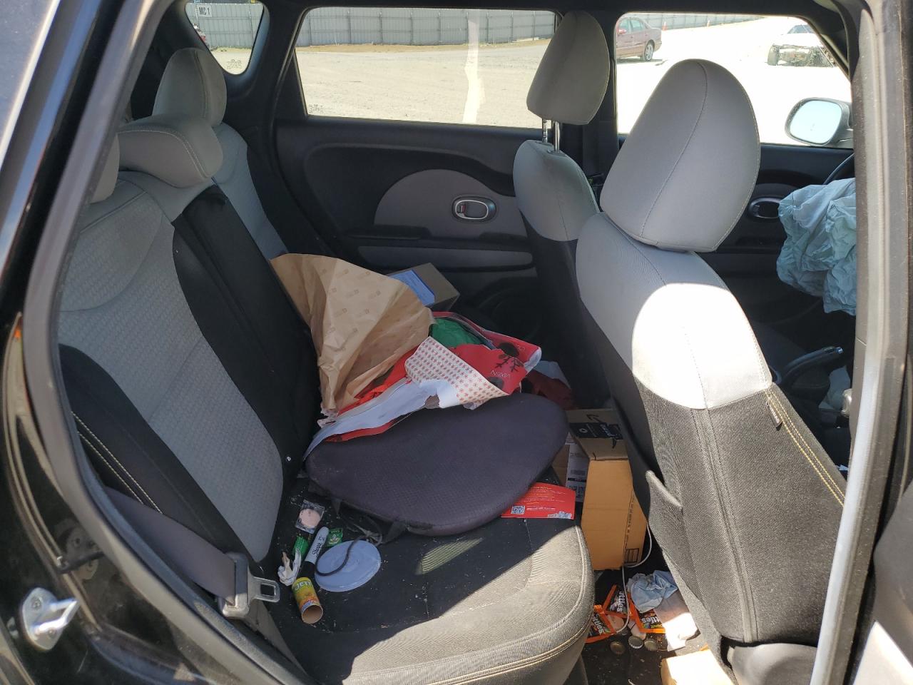 KNDJP3A51F7111961 2015 Kia Soul +