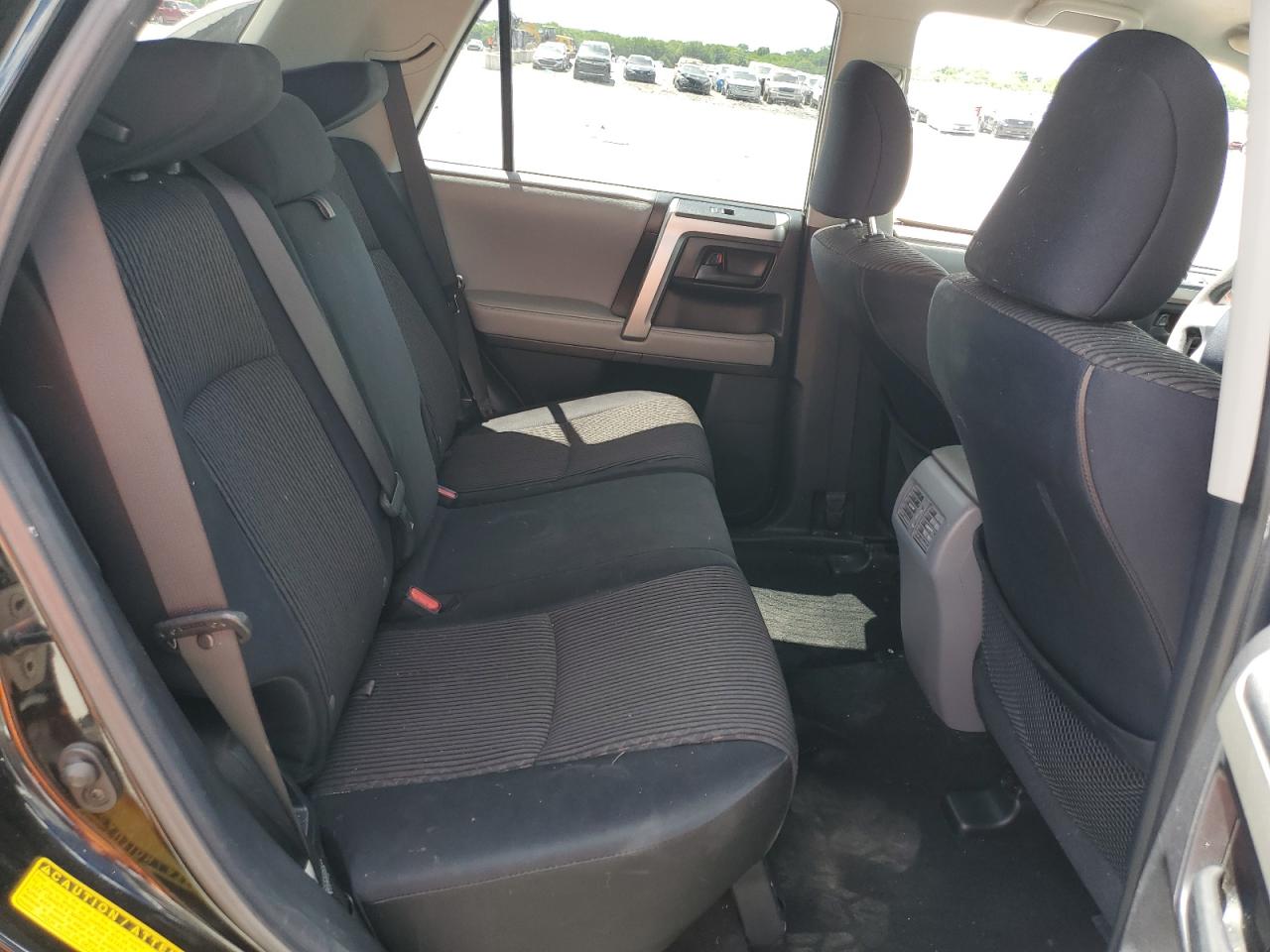 JTEZU5JR4B5022414 2011 Toyota 4Runner Sr5