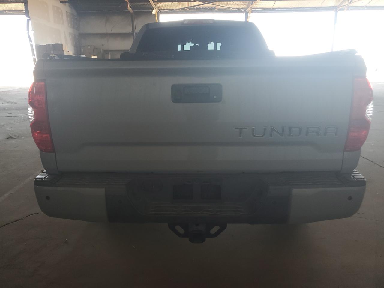 5TFUY5F19JX703421 2018 Toyota Tundra Double Cab Sr/Sr5