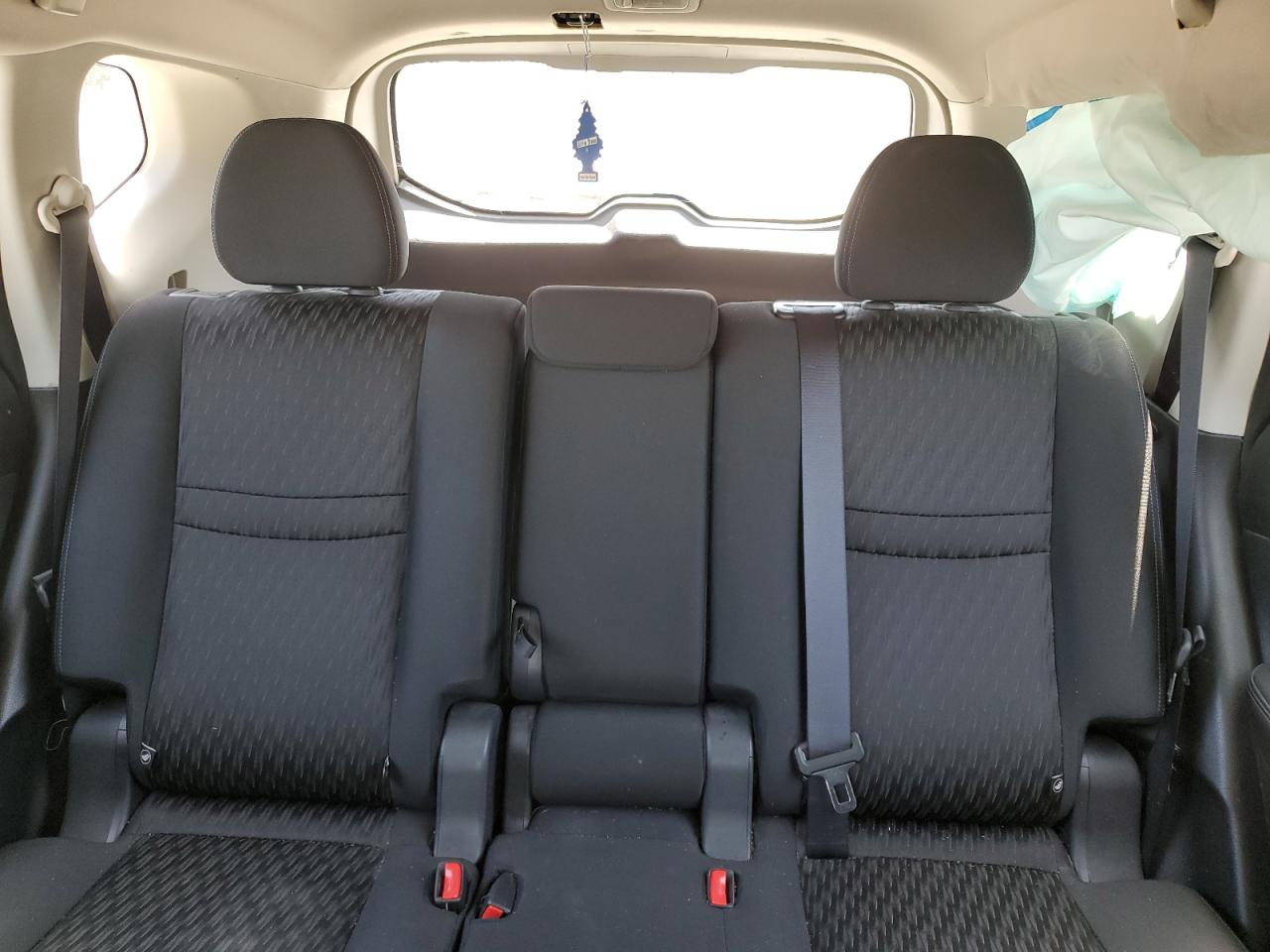 KNMAT2MT1JP582811 2018 Nissan Rogue S