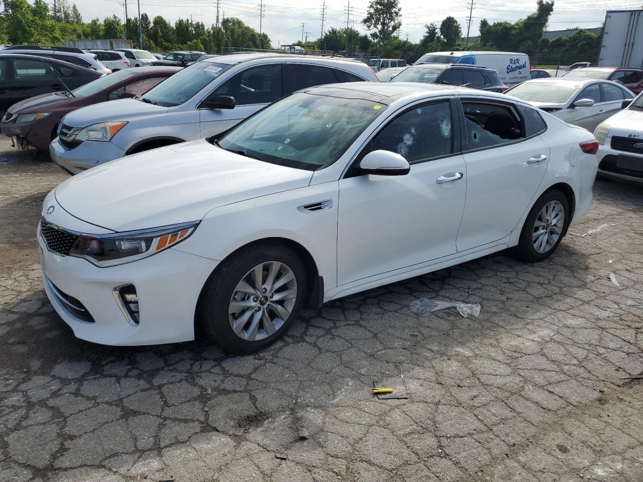 5XXGT4L31JG240676 2018 Kia Optima Lx