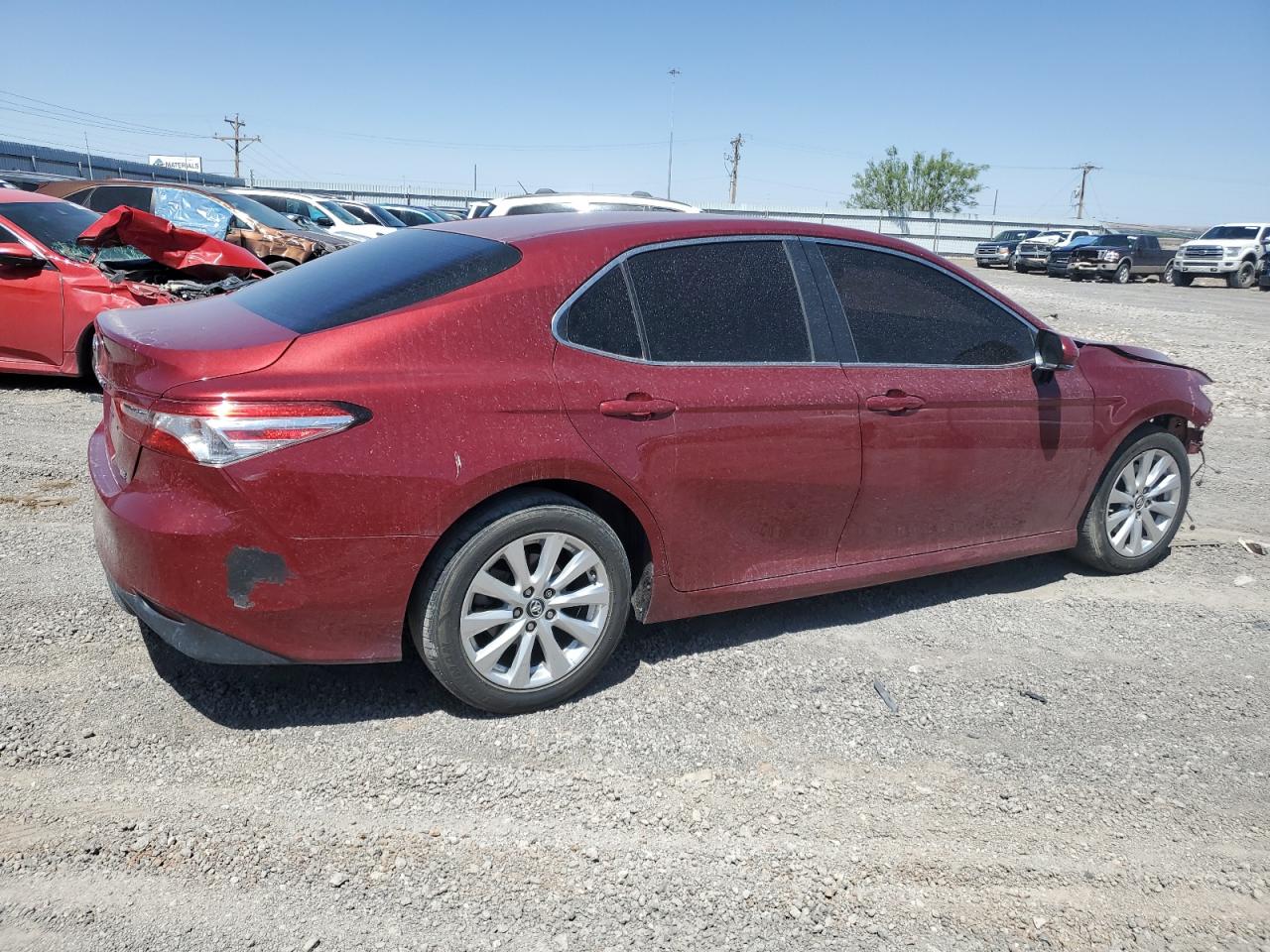 2018 Toyota Camry L vin: 4T1B11HK4JU539146