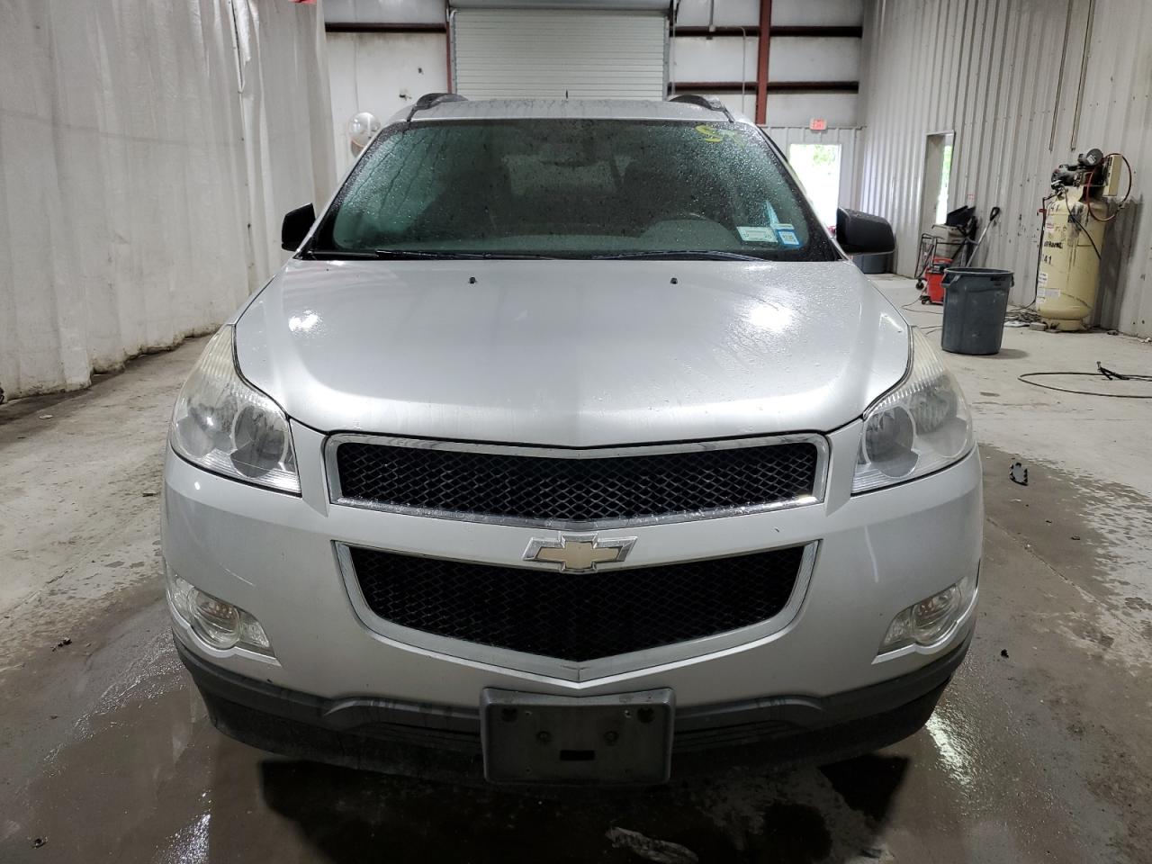 1GNKVFED1CJ381095 2012 Chevrolet Traverse Ls