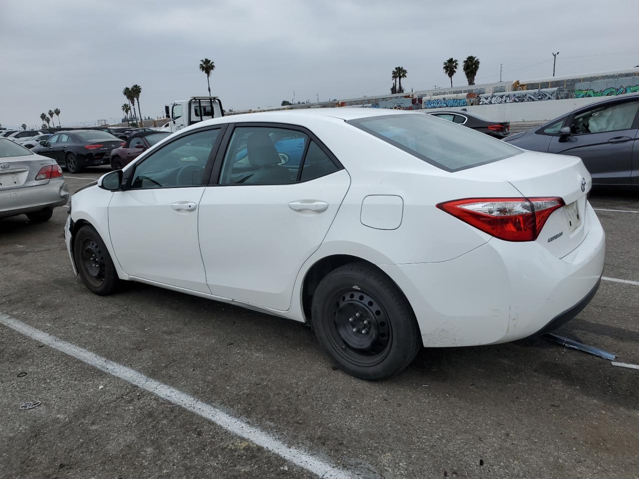 2016 Toyota Corolla L vin: 5YFBURHE5GP401402