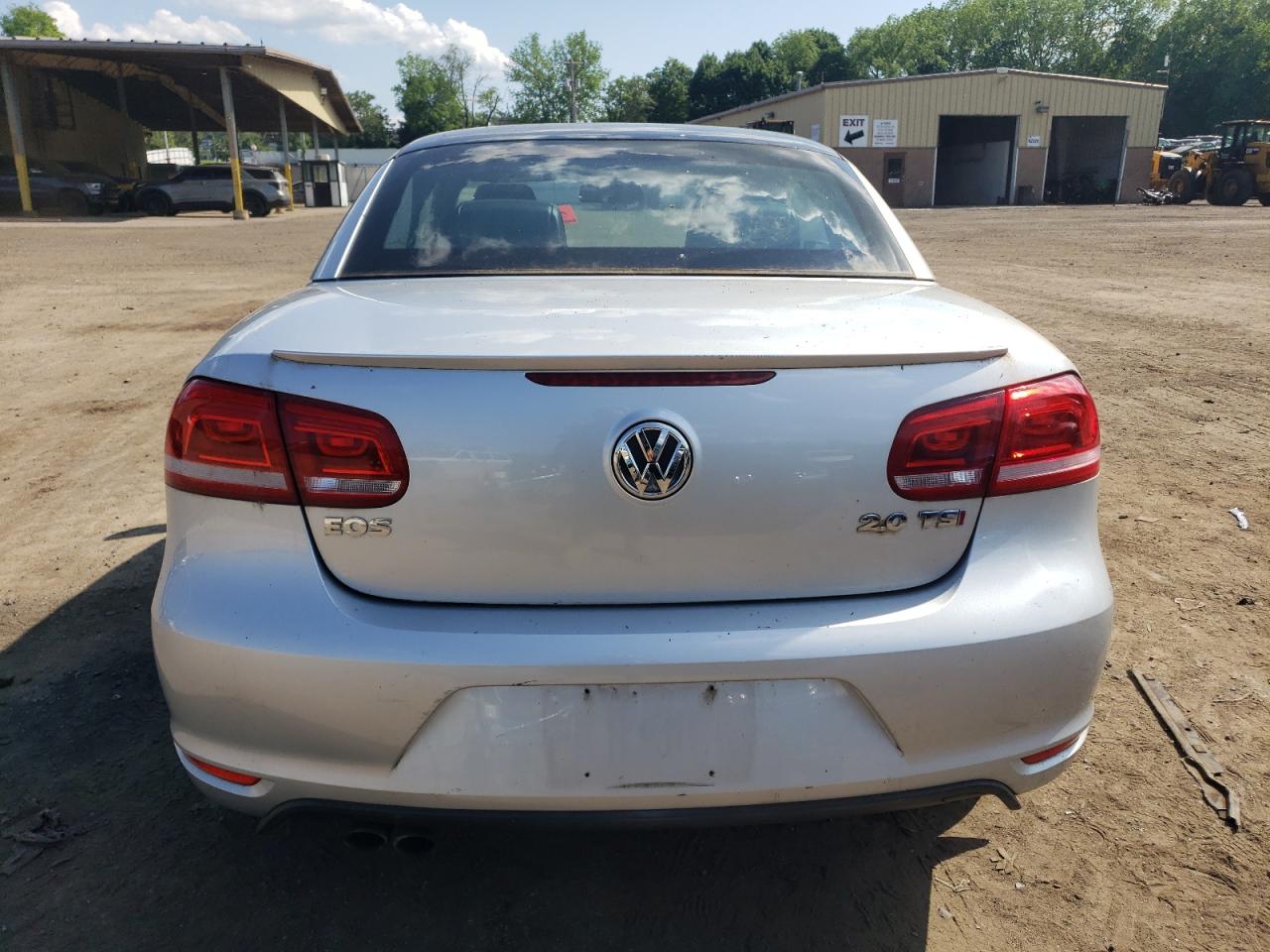 WVWBW8AH4FV002792 2015 Volkswagen Eos Komfort