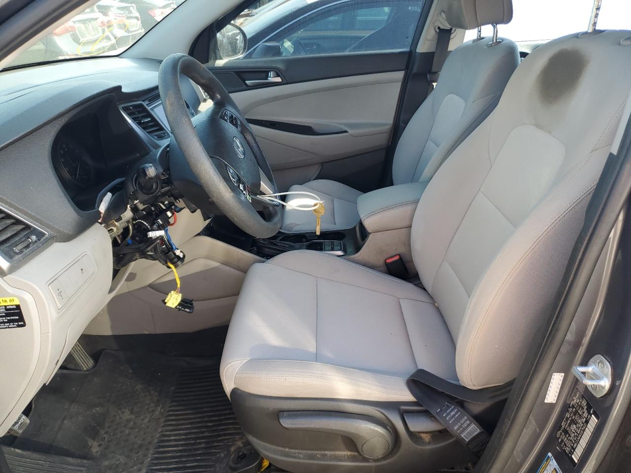 KM8J2CA49JU675420 2018 Hyundai Tucson Se