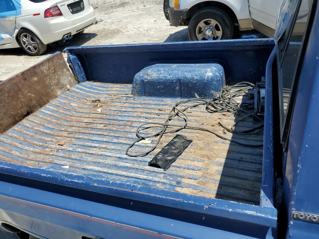 JT4RN50R1G0211724 1986 Toyota Pickup 1/2 Ton Rn50