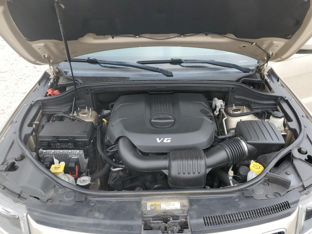 1C4RJEAG0FC681040 2015 Jeep Grand Cherokee Laredo