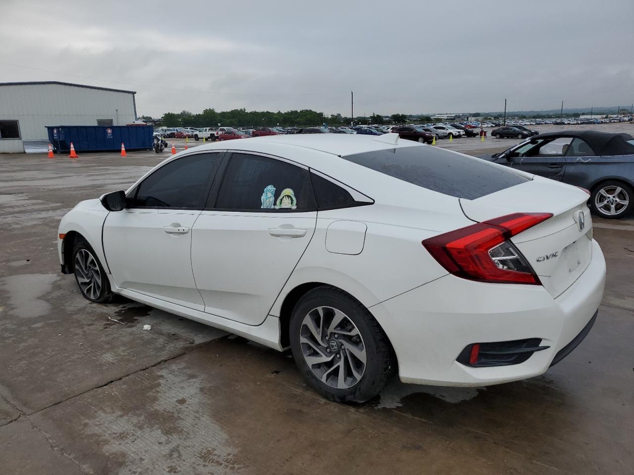 19XFC2F71JE030179 2018 Honda Civic Ex