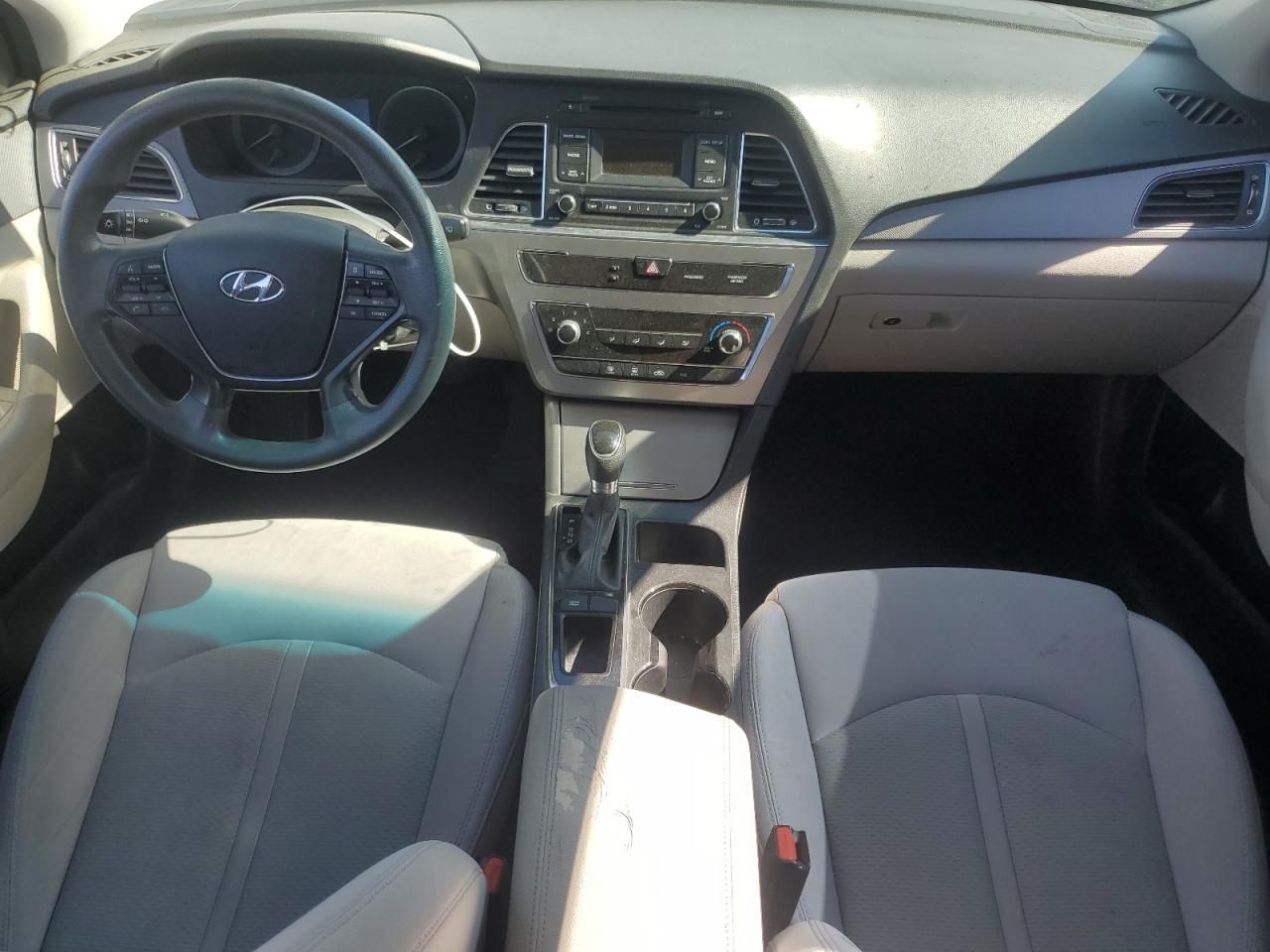 5NPE24AF8HH579702 2017 Hyundai Sonata Se