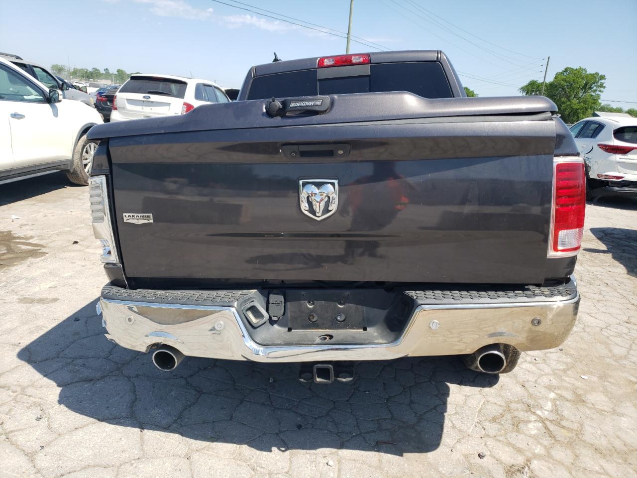 2015 Ram 1500 Laramie vin: 1C6RR6NT5FS650529