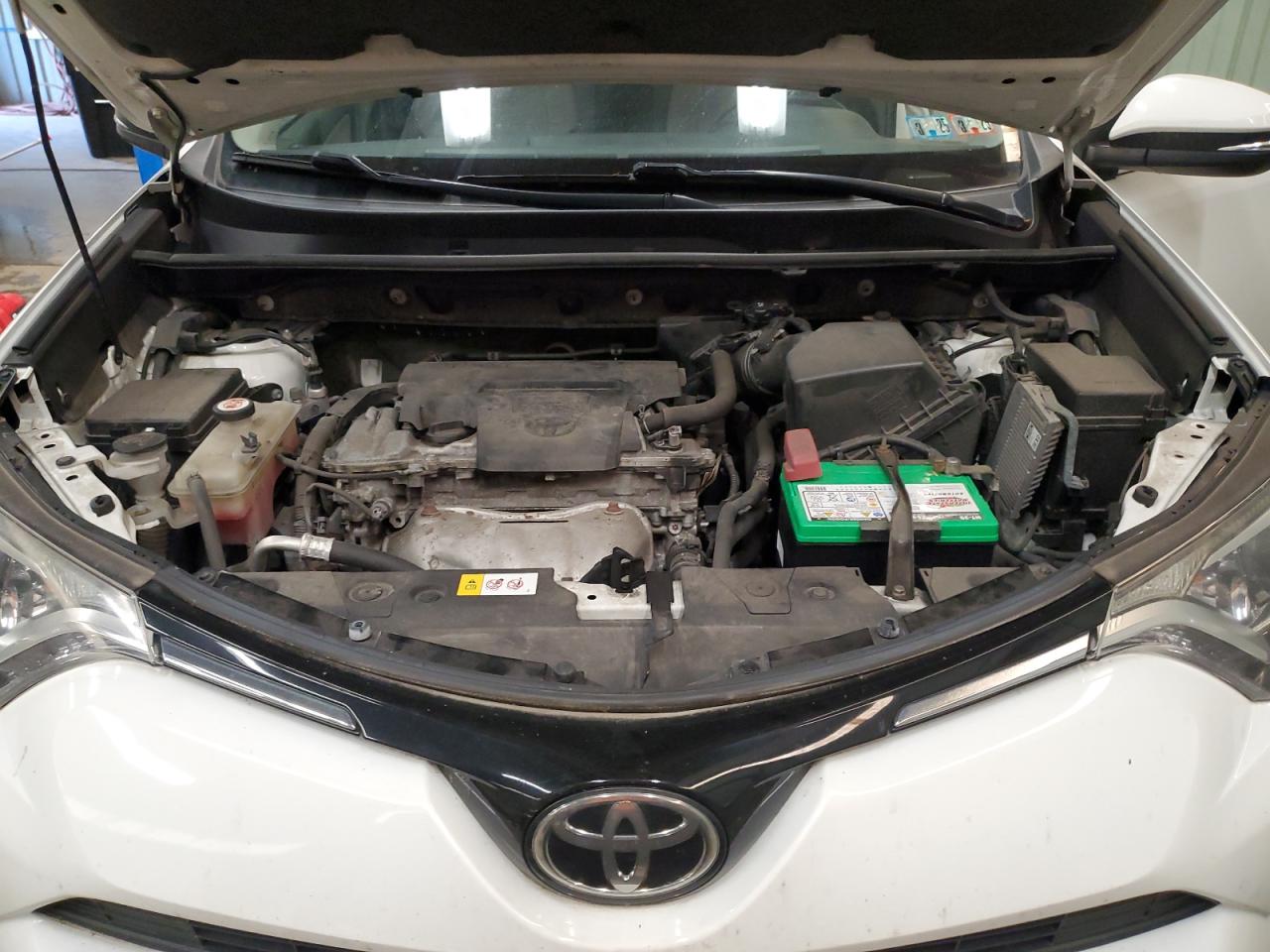 JTMRFREV8HD204774 2017 Toyota Rav4 Xle