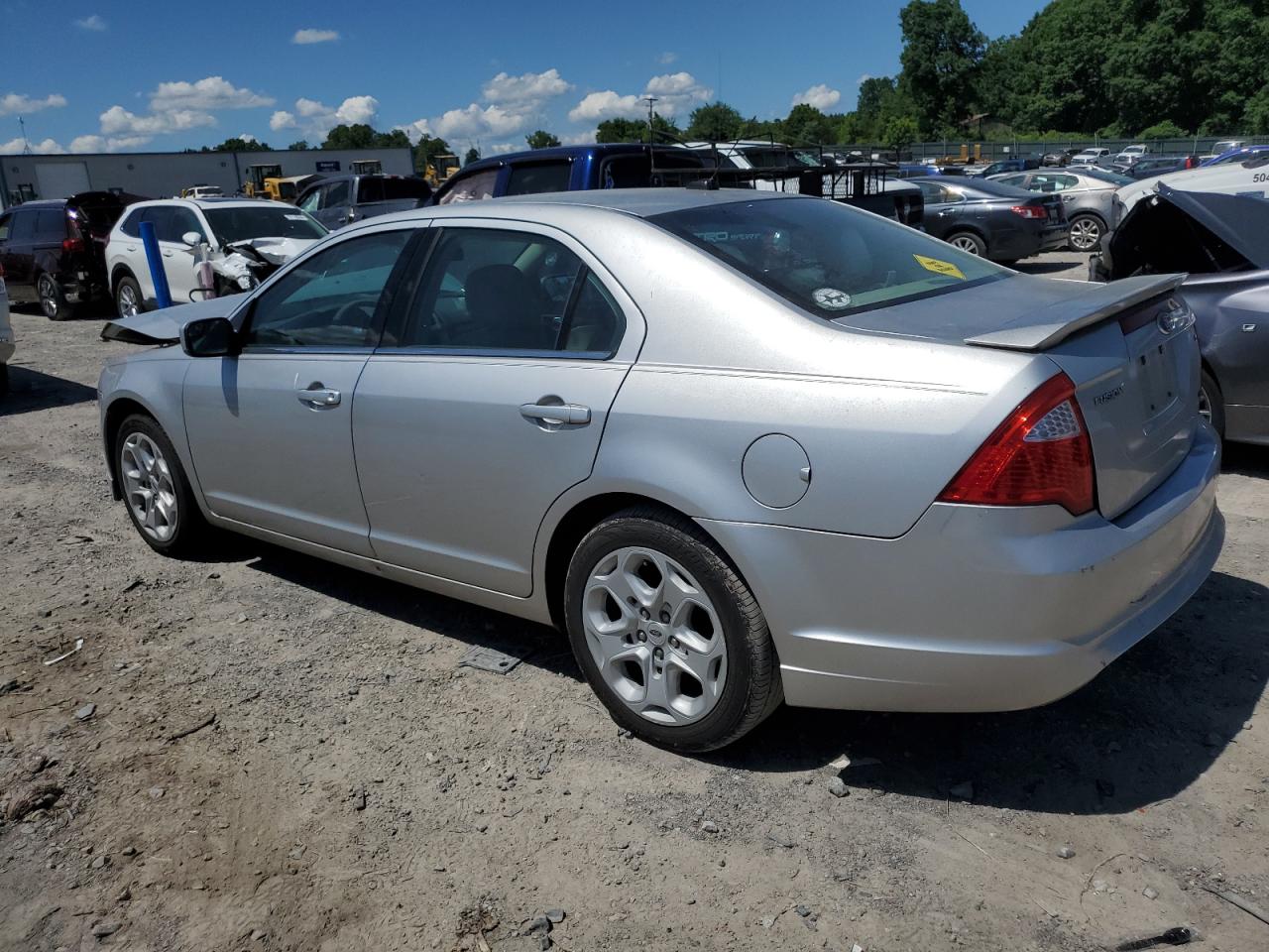 3FAHP0HA0BR161694 2011 Ford Fusion Se