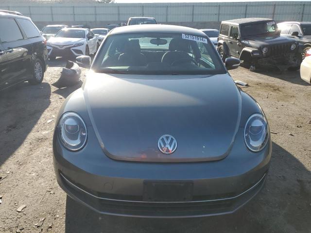  VOLKSWAGEN BEETLE 2012 Серый