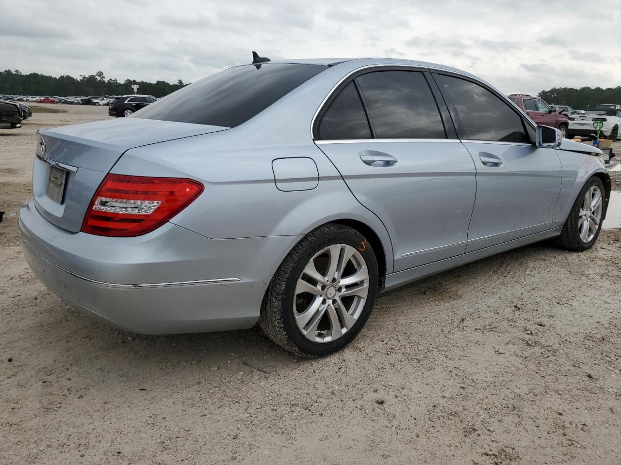 WDDGF4HB6DA792879 2013 Mercedes-Benz C 250