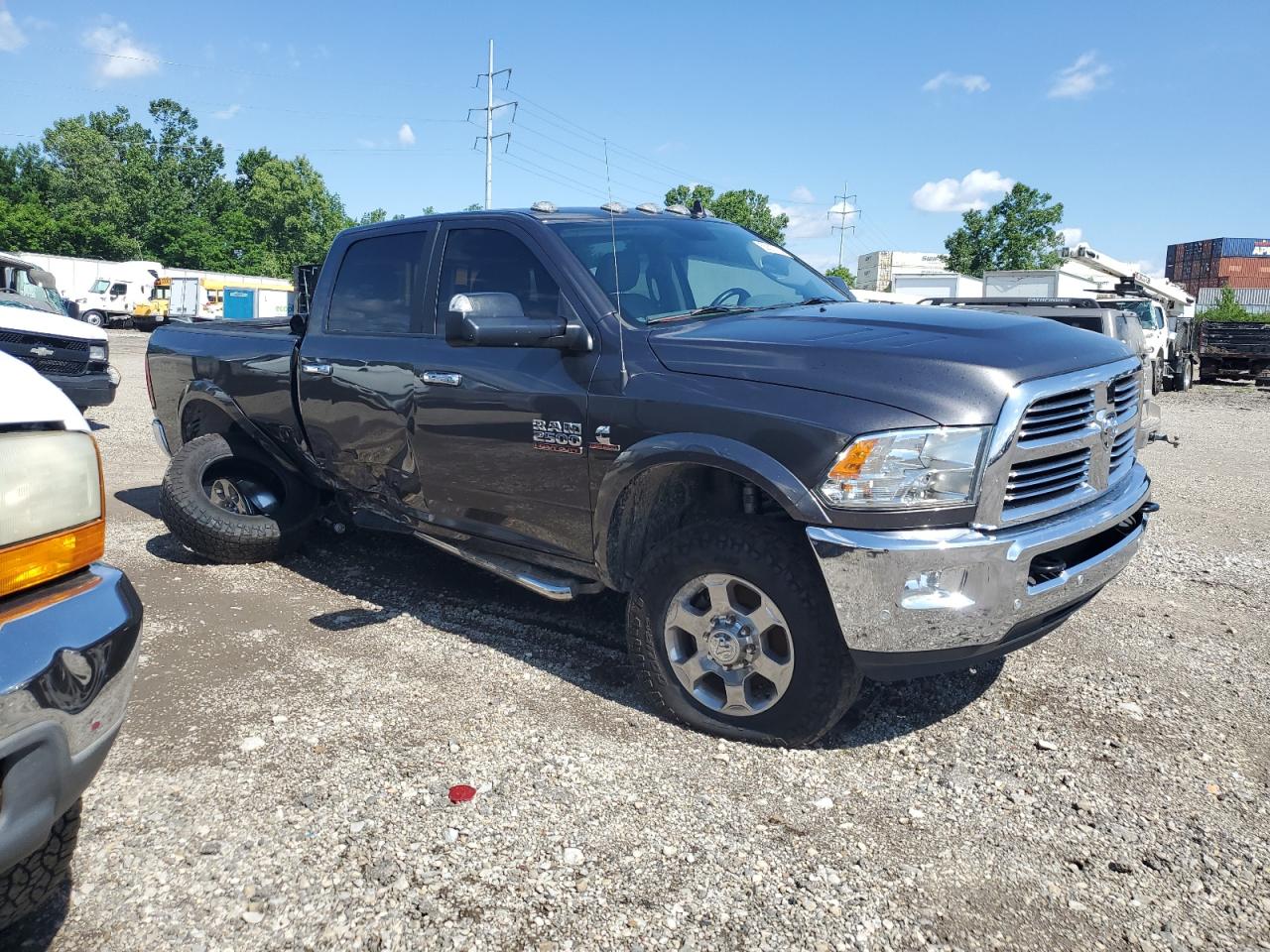 3C6UR5DL0JG369244 2018 Ram 2500 Slt