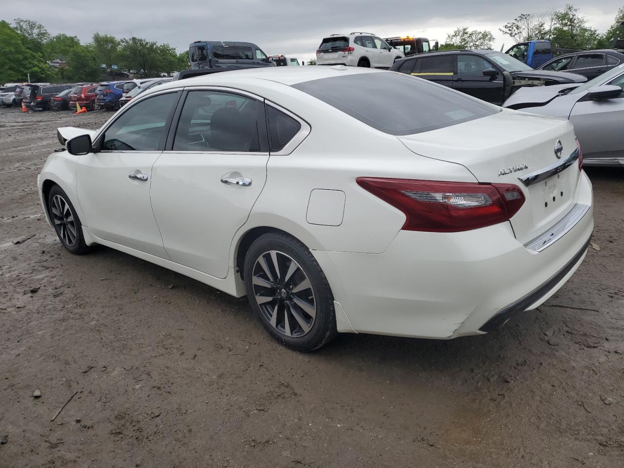 1N4AL3AP1JC188199 2018 Nissan Altima 2.5