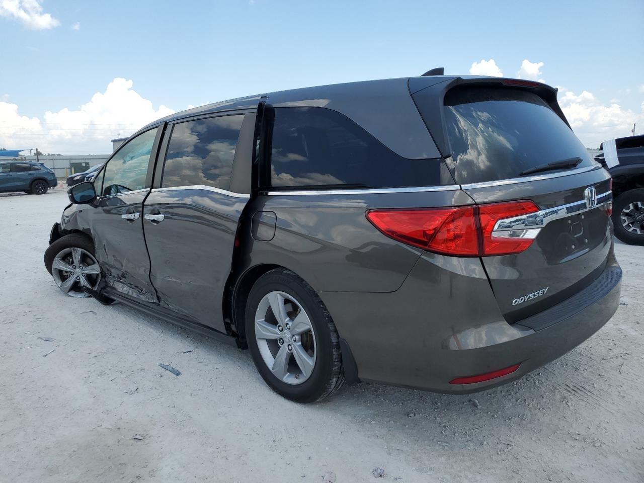 5FNRL6H59KB062972 2019 Honda Odyssey Ex