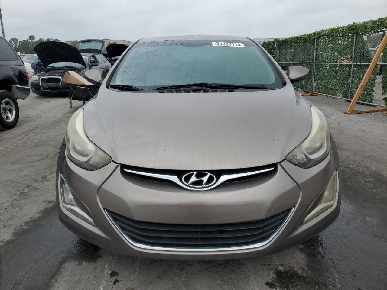 5NPDH4AE9GH749095 2016 Hyundai Elantra Se