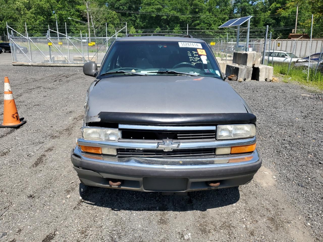 1GNDT13WXW2246928 1998 Chevrolet Blazer