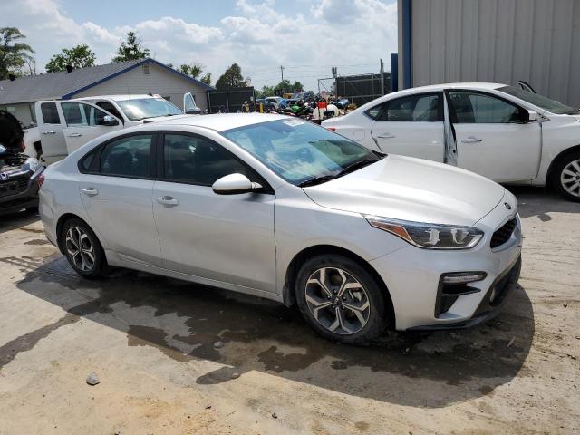 3KPF24AD2LE261235 Kia Forte FE 4