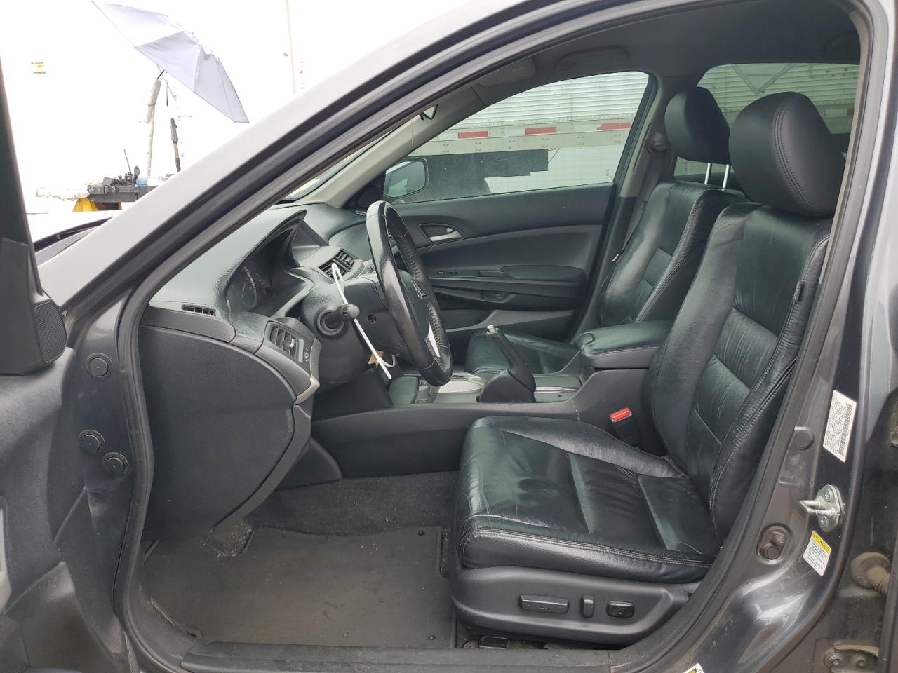 1HGCP2F65BA029587 2011 Honda Accord Se