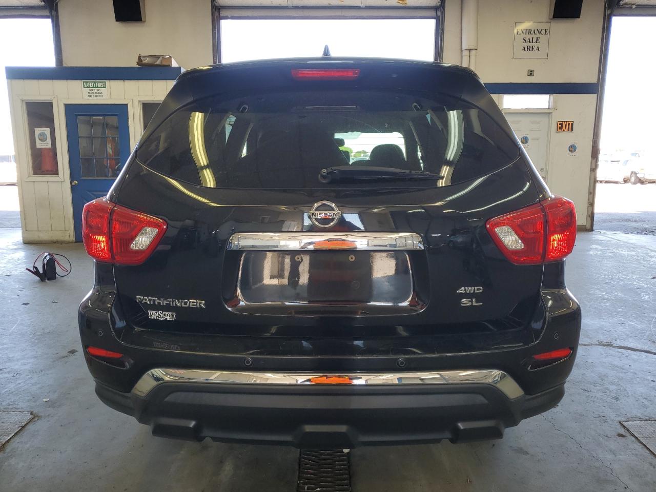 5N1DR2MM9KC636008 2019 Nissan Pathfinder S