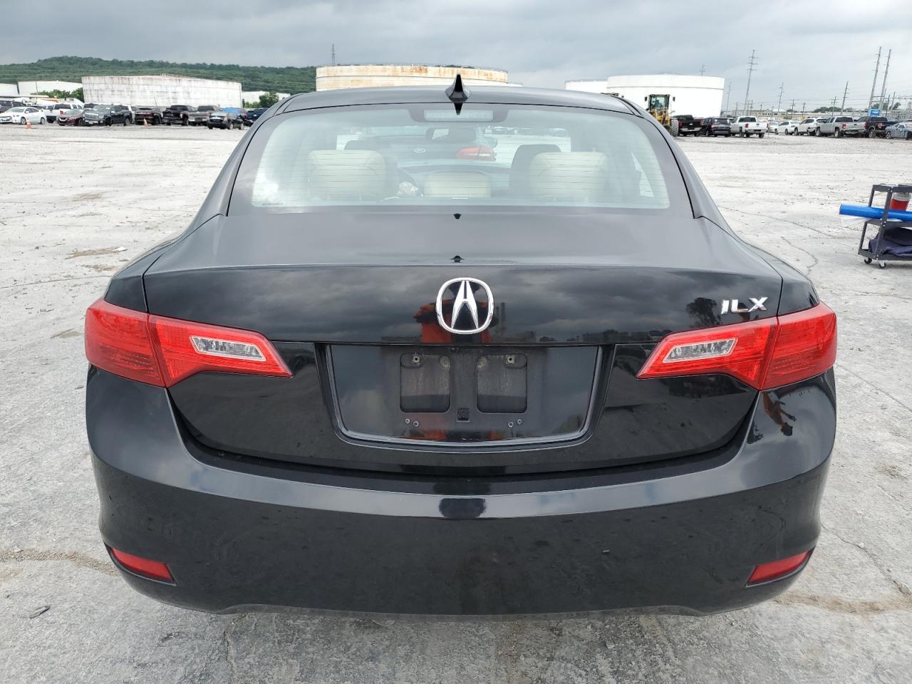 19VDE1F72DE005641 2013 Acura Ilx 20 Tech