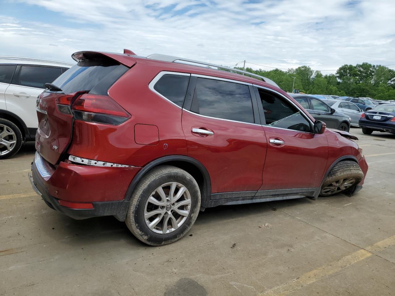 Lot #2996661579 2019 NISSAN ROGUE S