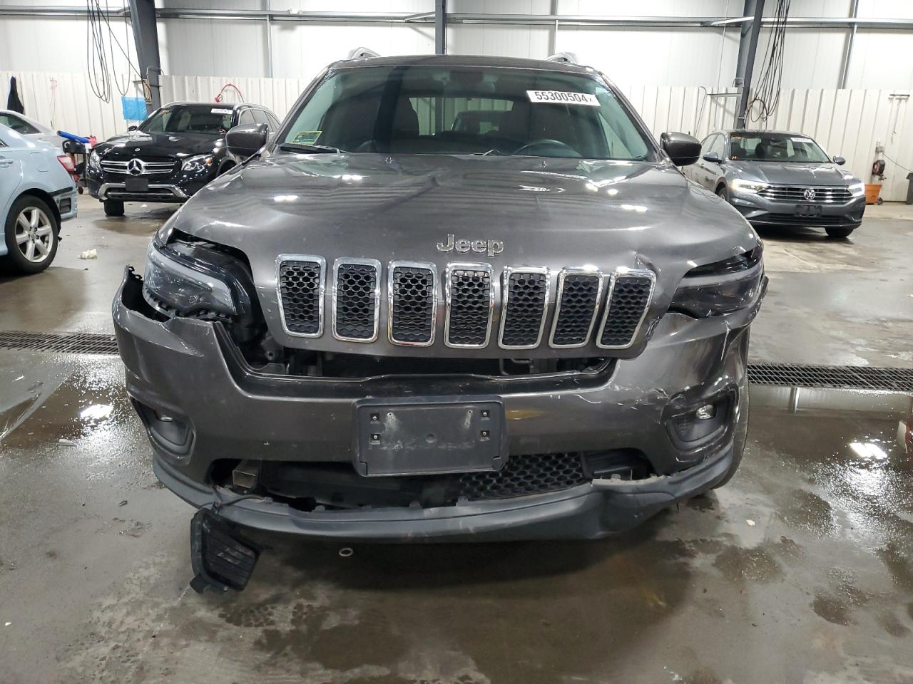 2019 Jeep Cherokee Latitude Plus vin: 1C4PJMLBXKD181975