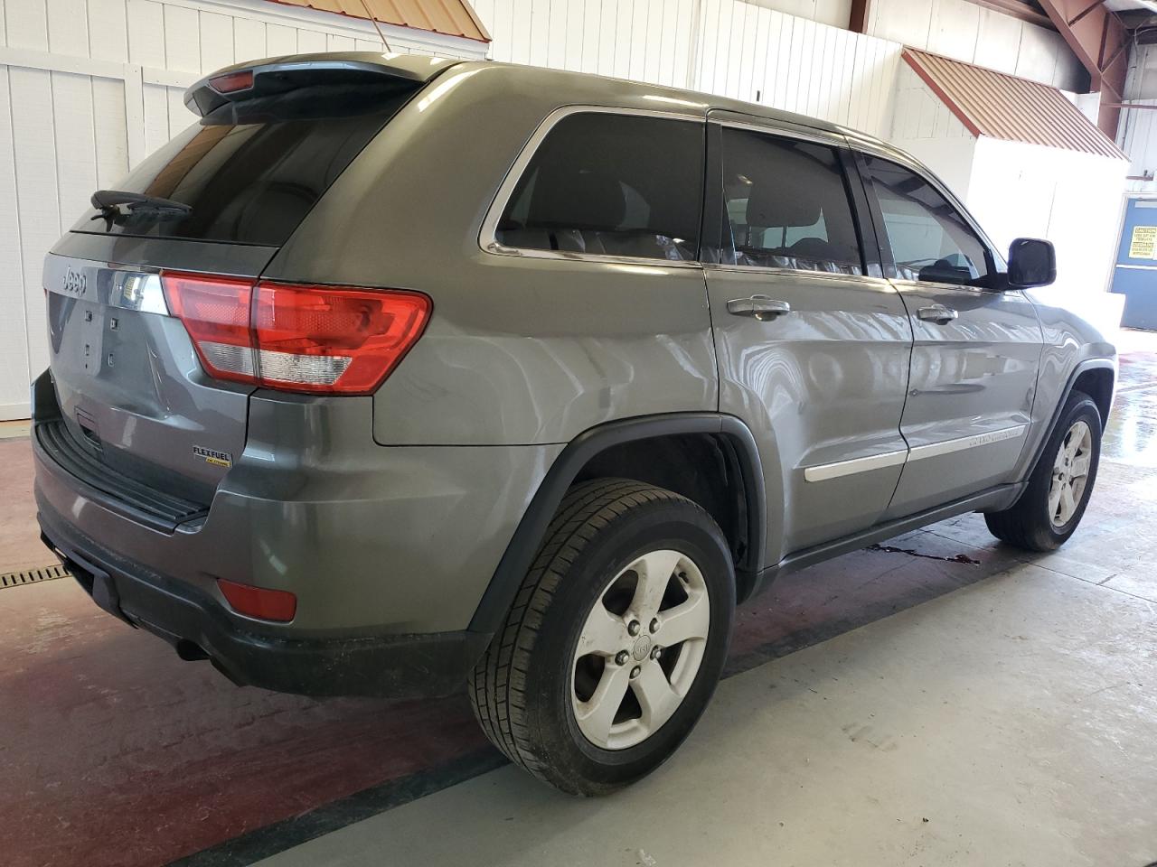 2012 Jeep Grand Cherokee Laredo vin: 1C4RJFAGXCC131913