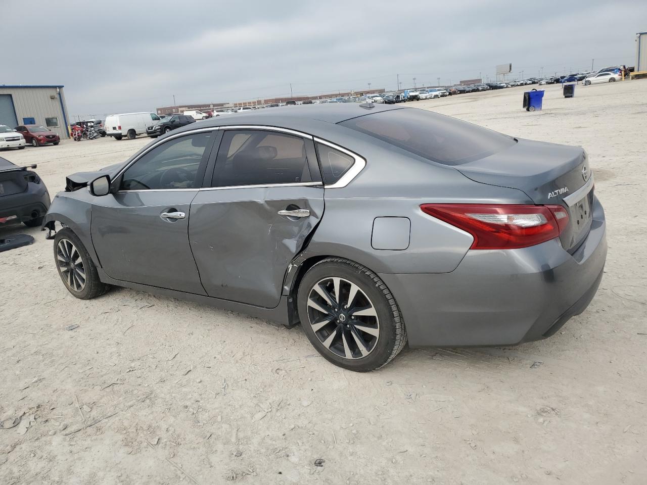 1N4AL3AP9JC125996 2018 Nissan Altima 2.5