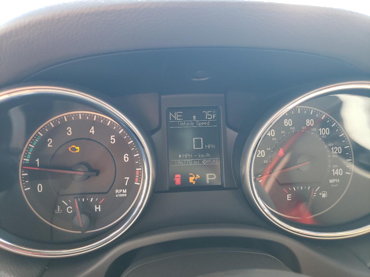 1J4RS4GG3BC723672 2011 Jeep Grand Cherokee Laredo