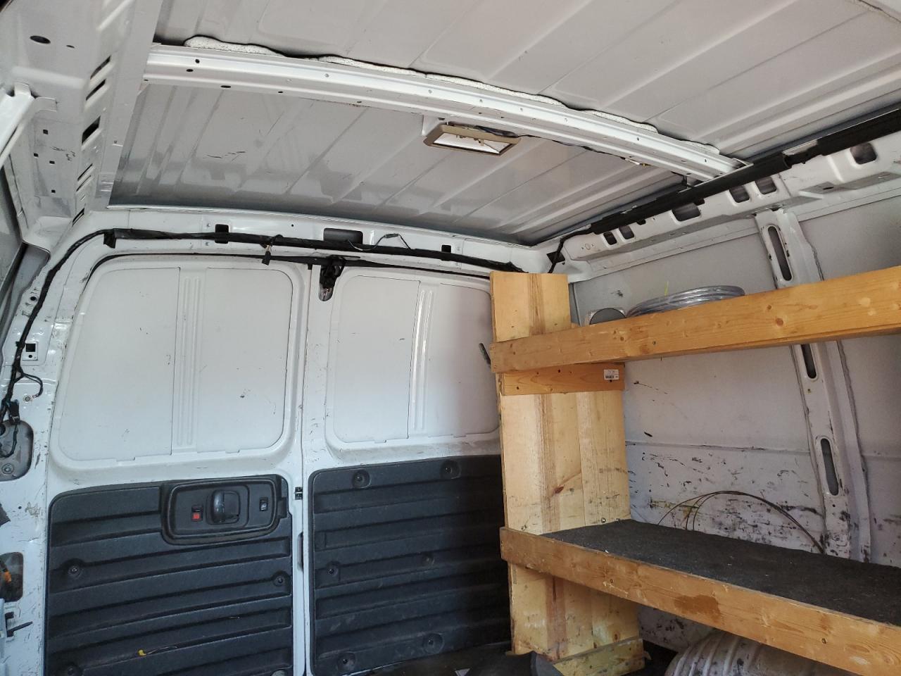 1GCZGFBG4A1138118 2010 Chevrolet Express G2500