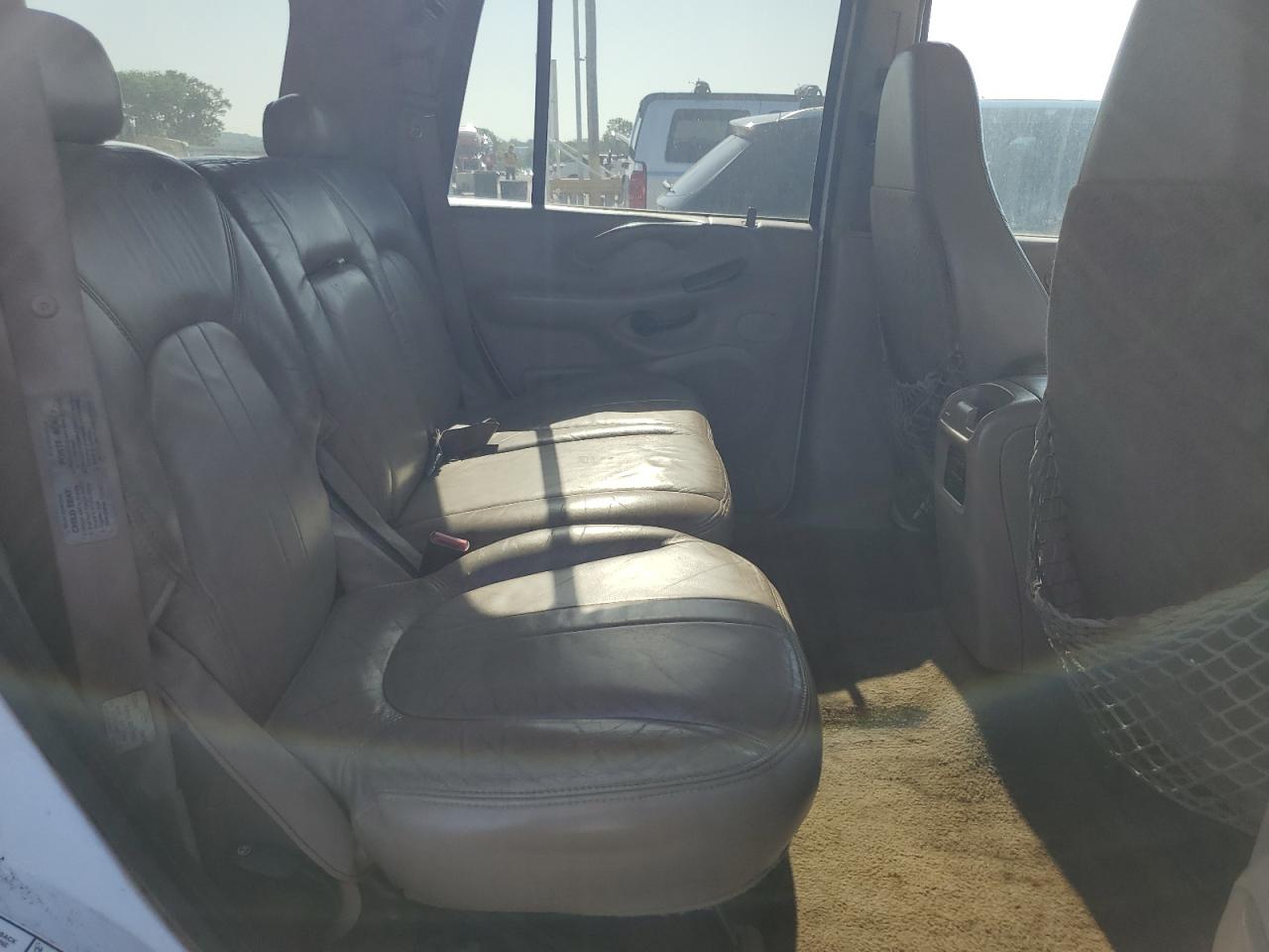 1FMRU1766WLB03602 1998 Ford Expedition