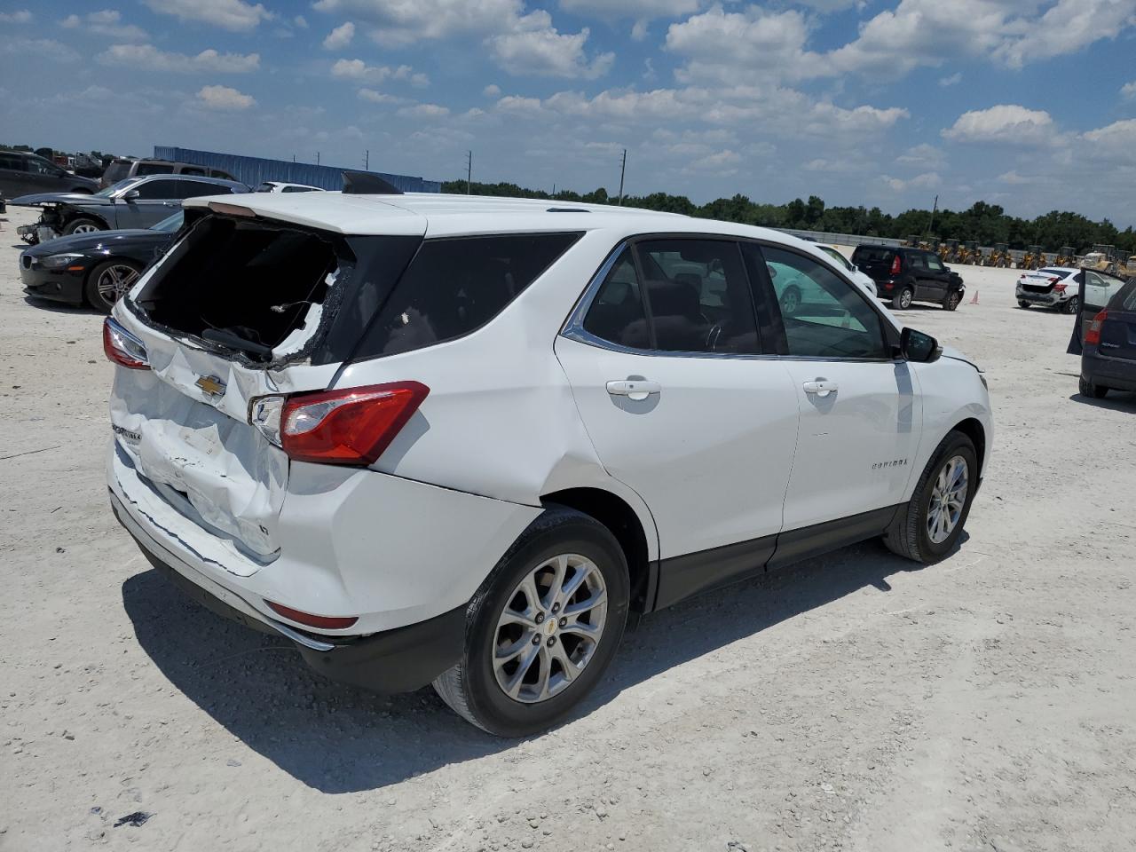 2GNAXJEV1J6258182 2018 Chevrolet Equinox Lt