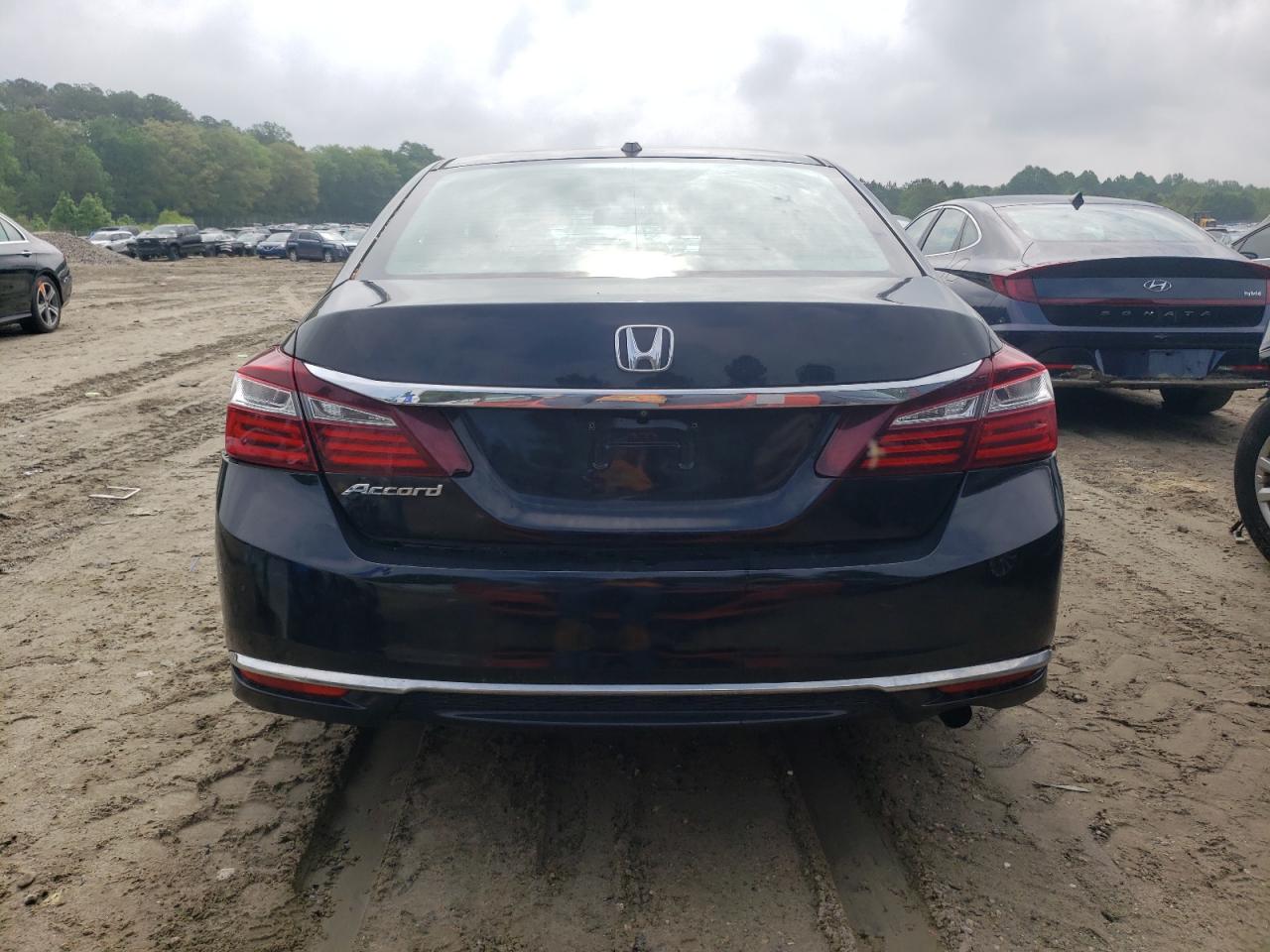 1HGCR2F85HA045230 2017 Honda Accord Exl