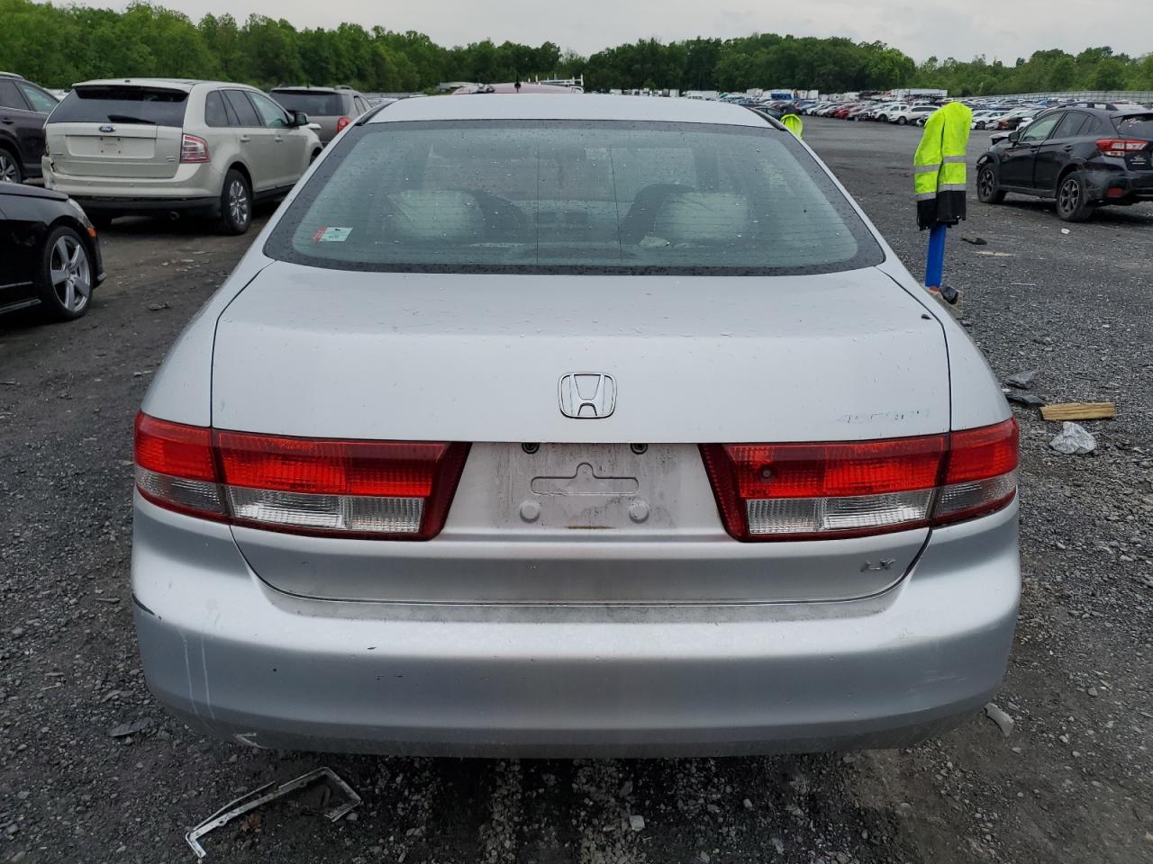 1HGCM56353A040395 2003 Honda Accord Lx