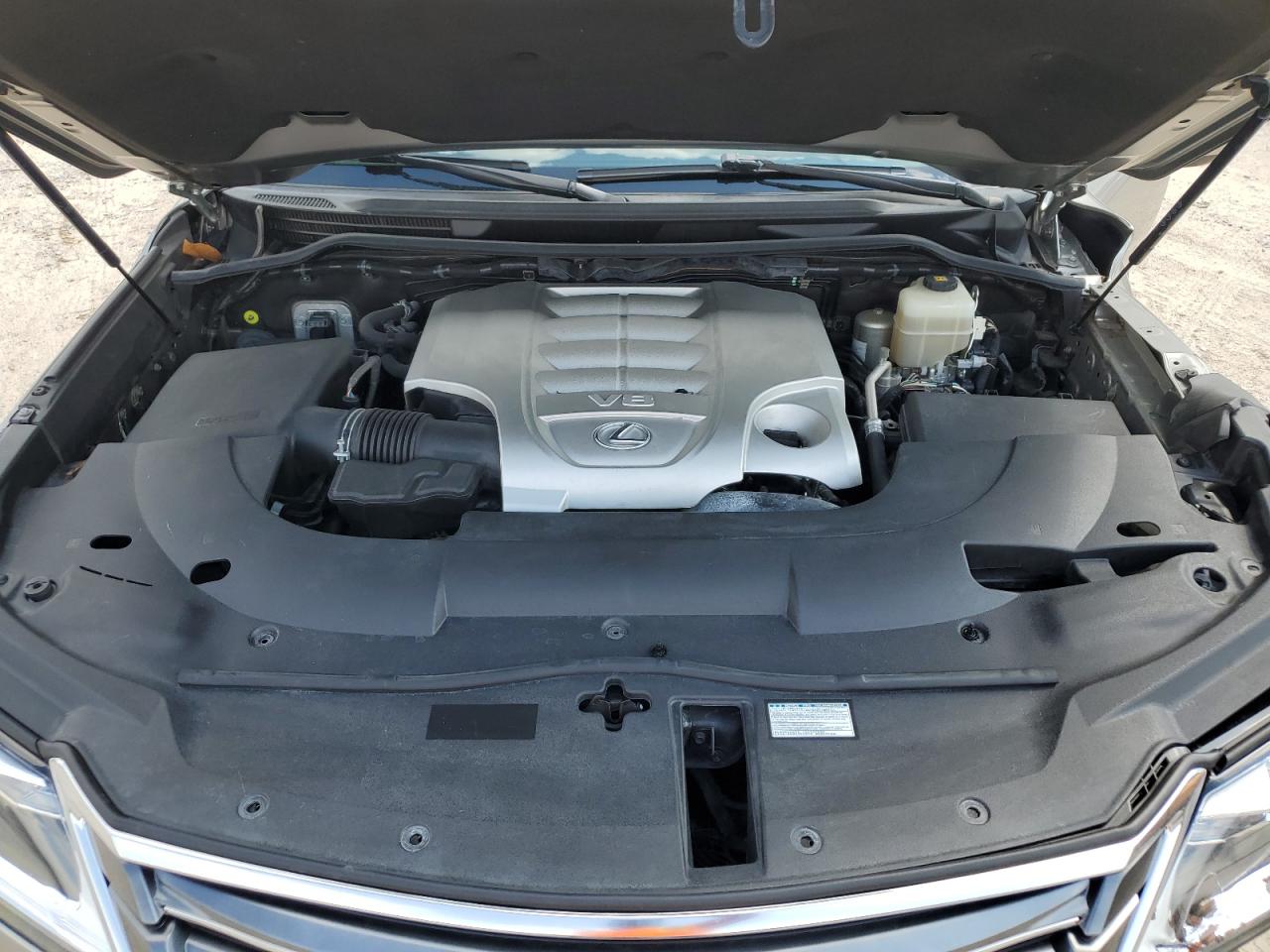 JTJHY7AX5K4306569 2019 Lexus Lx 570