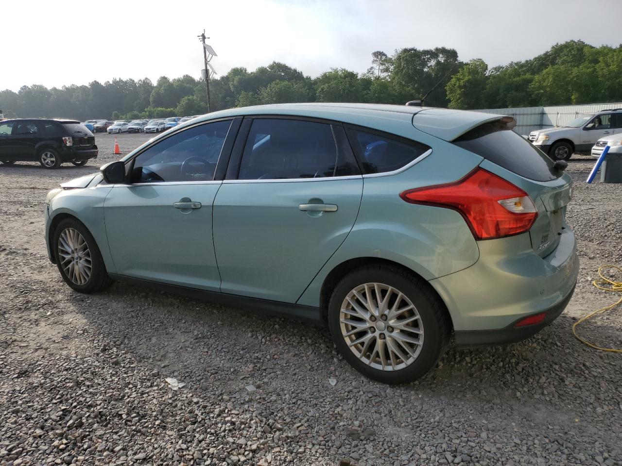 1FAHP3M25CL220027 2012 Ford Focus Sel