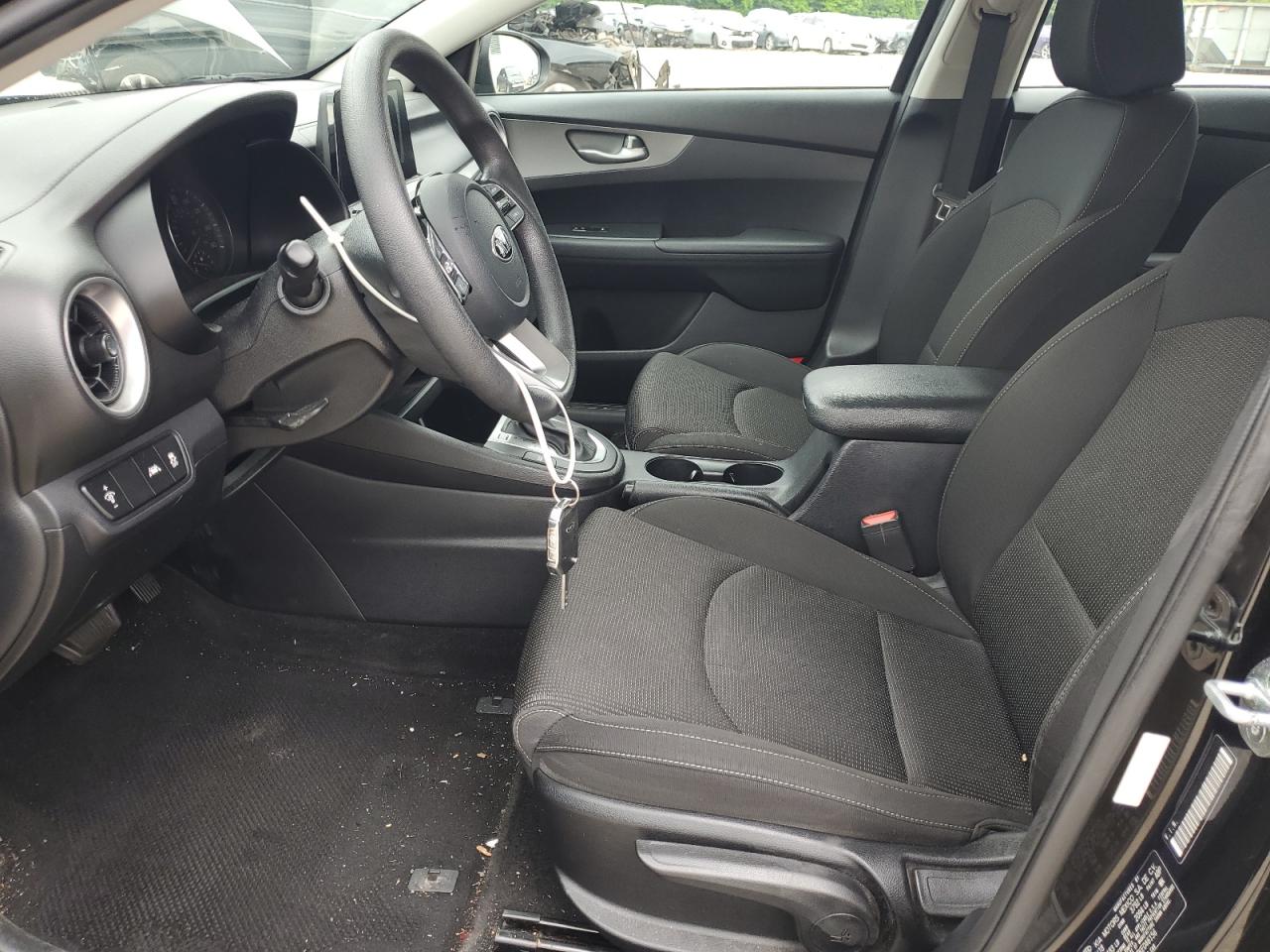 3KPF24AD7KE046156 2019 Kia Forte Fe