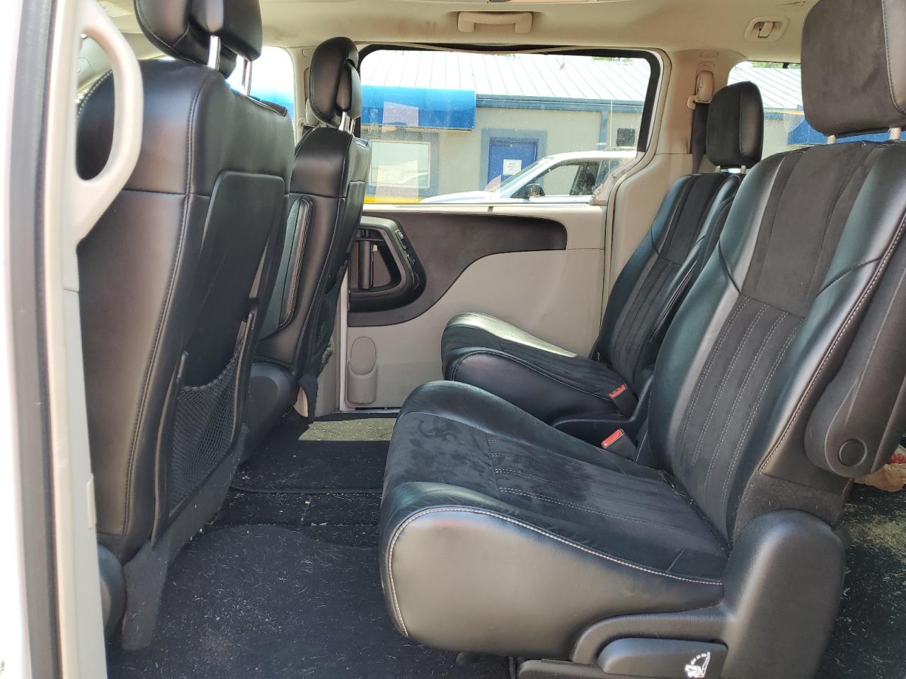 2C4RC1CG2ER413838 2014 Chrysler Town & Country Touring L