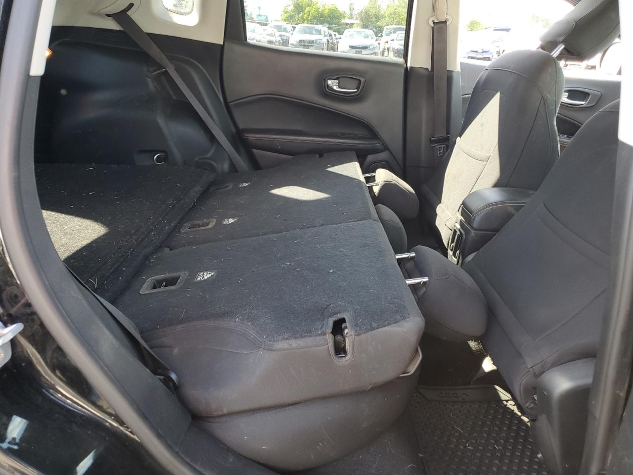 3C4NJDAB0KT678926 2019 Jeep Compass Sport