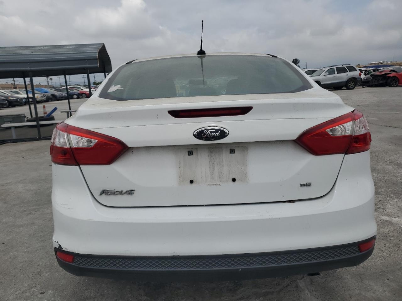 2013 Ford Focus Se vin: 1FADP3F26DL153743