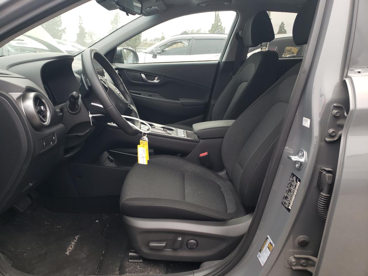 KM8K33AG0PU173383 2023 Hyundai Kona Sel