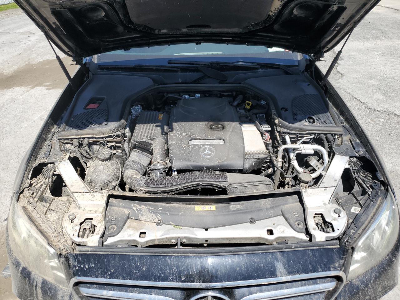 WDDZF4KB6JA306746 2018 Mercedes-Benz E 300 4Matic